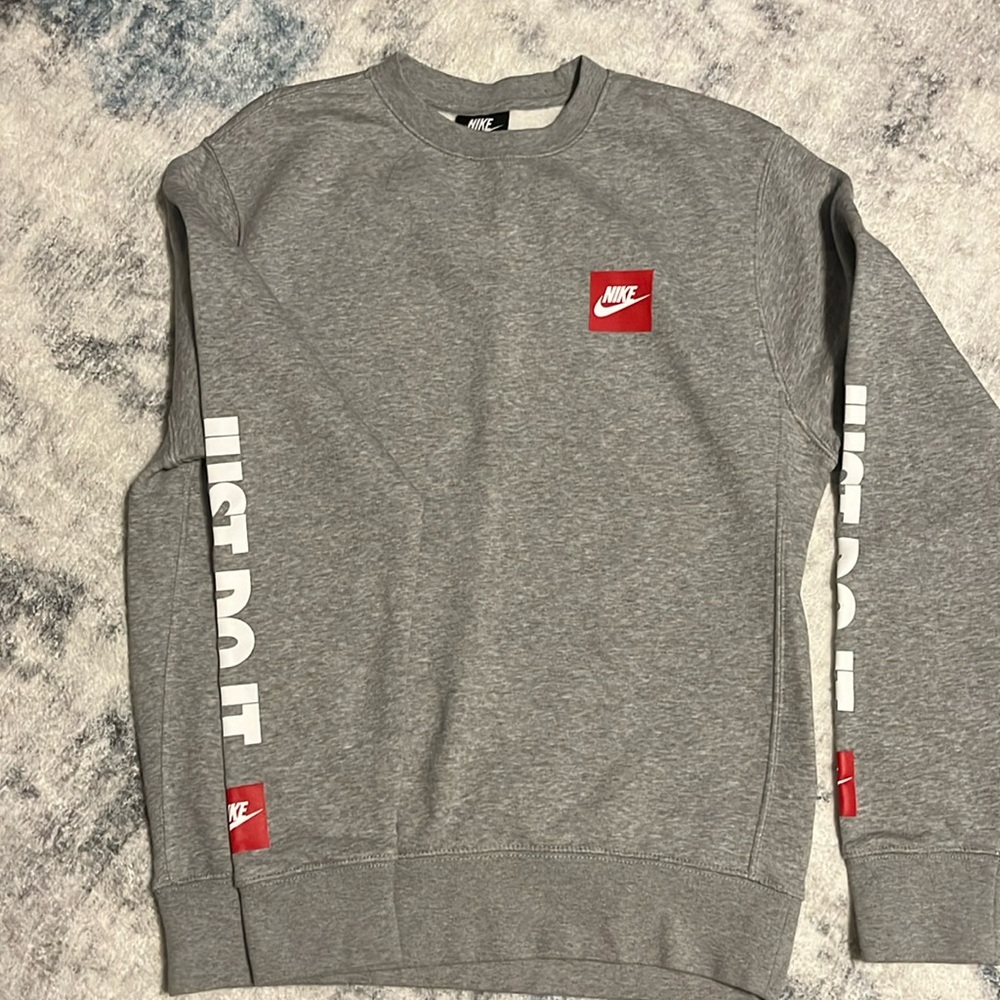 Mens Nike crew sweatshirt